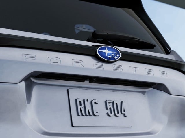 New 2026 Ice Silver Subaru Limited image 11