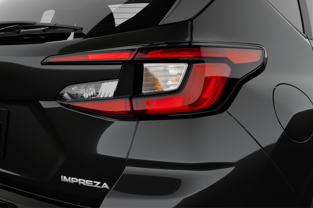 2025 Subaru Impreza Base - Photo 8