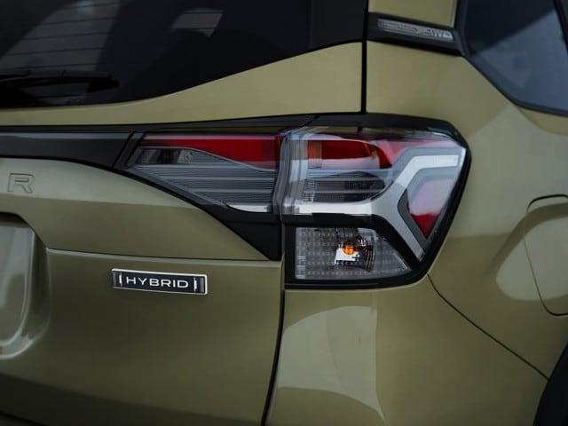 New 2026 Autumn Green Subaru Limited Hybrid image 12