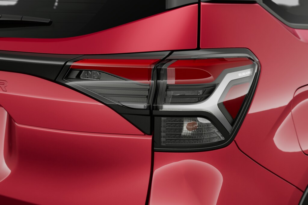 2026 Subaru Forester Base photo 2