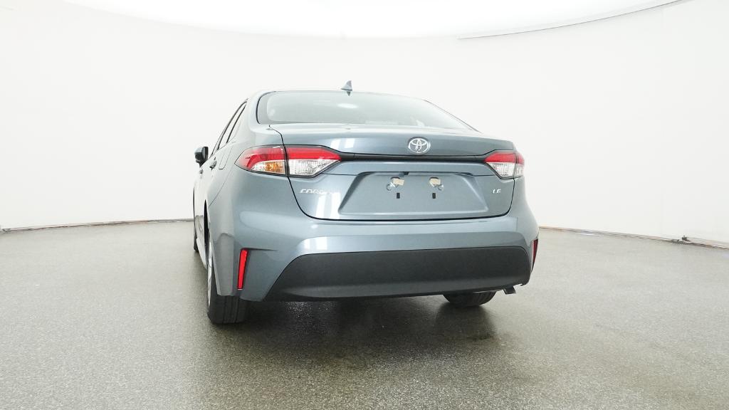 2026 Toyota Corolla LE photo 2