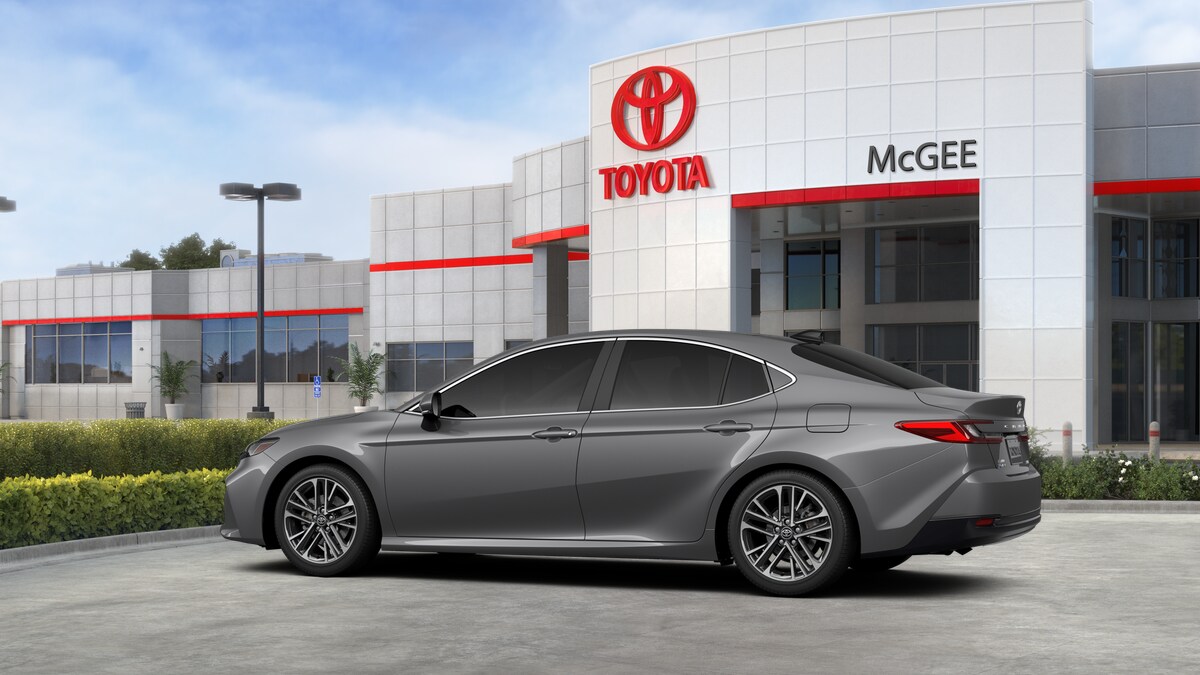 2026 Toyota Camry XLE - Photo 26