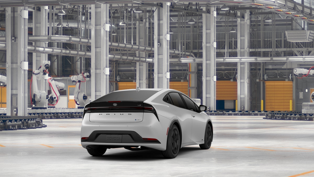 2026 Toyota Prius LE - Photo 36
