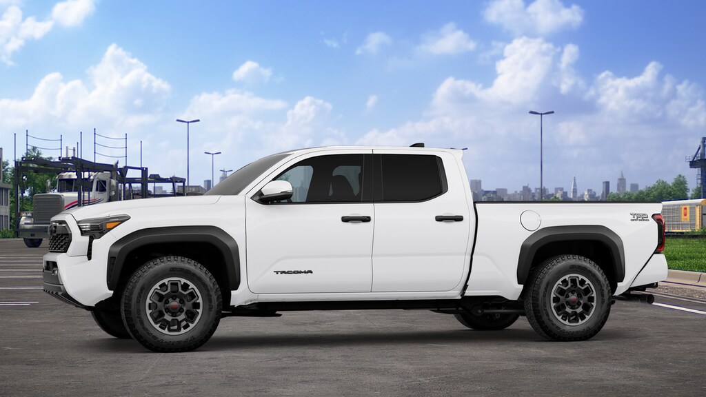 2026 Toyota Tacoma TRD Off-Road photo 3