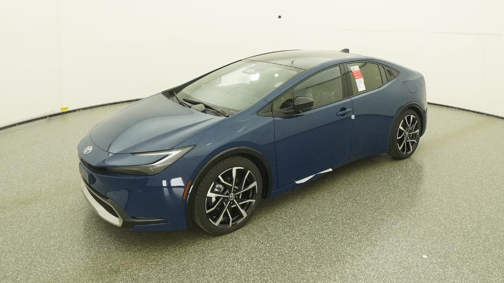 2026 Toyota Prius XSE Premium's photo