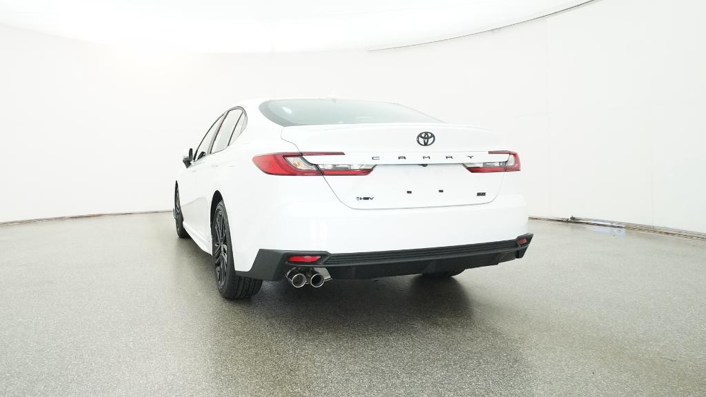 2026 Toyota Camry SE photo 3