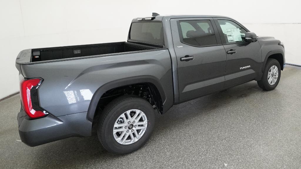 2026 Toyota Tundra SR5 - Photo 13