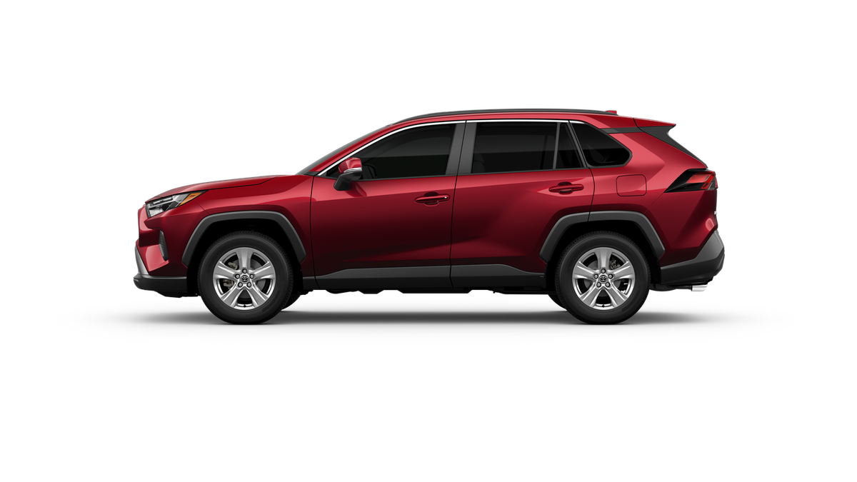 2025 Toyota RAV4 XLE photo 7