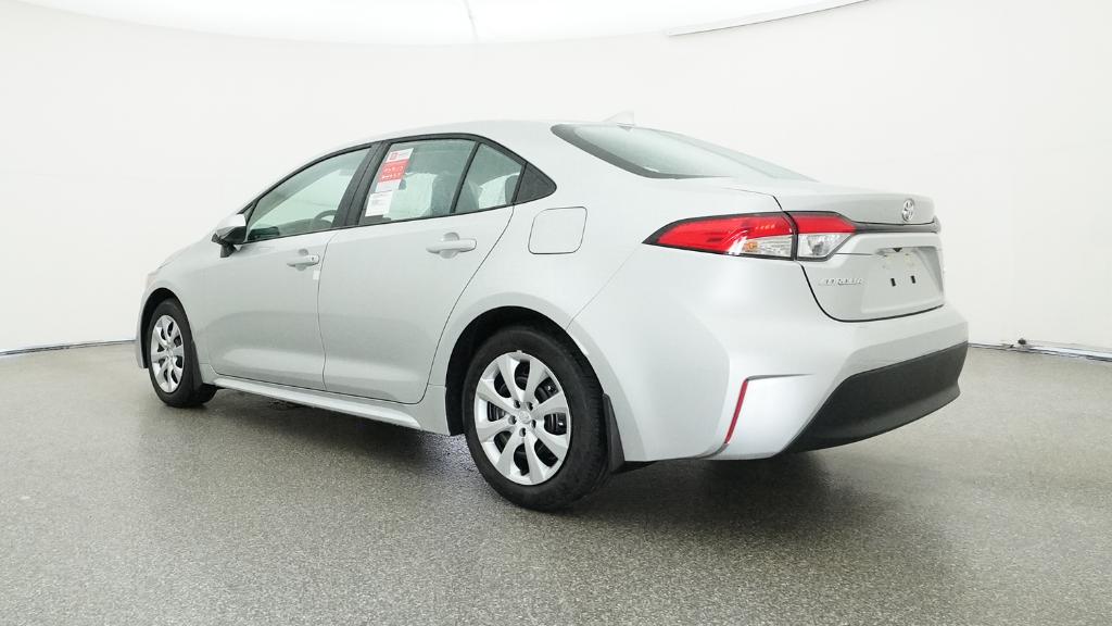 2026 Toyota Corolla LE photo 3