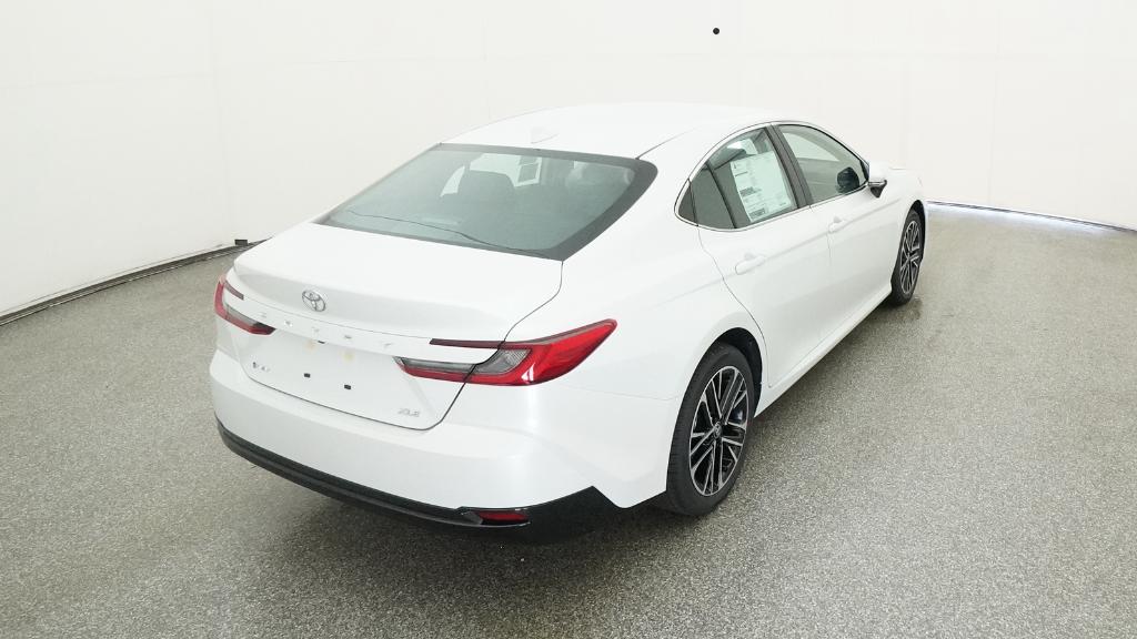 2026 Toyota Camry XLE photo 3