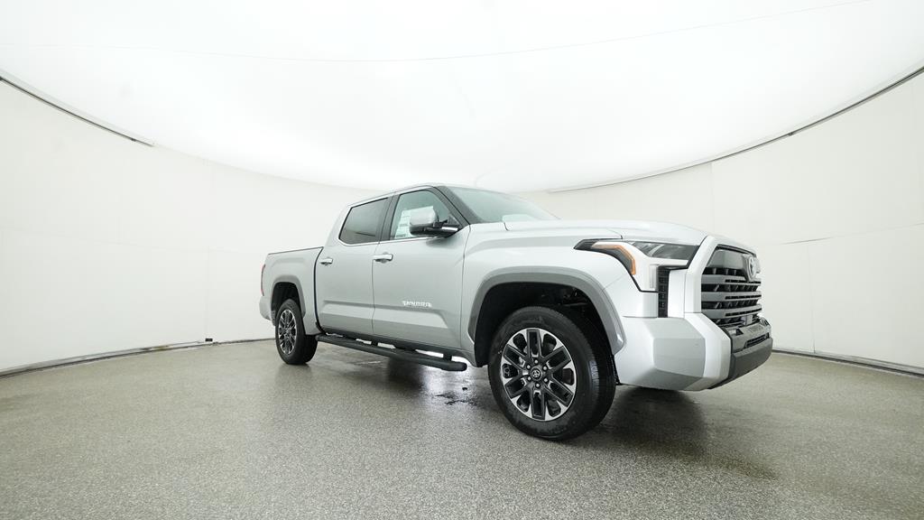 2025 Toyota Tundra Limited - Photo 15
