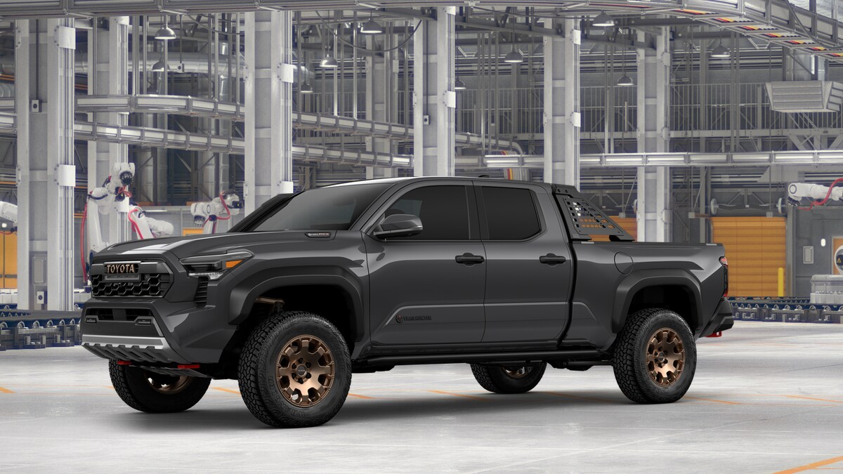 2025 Toyota Tacoma Trailhunter Double Cab 4x4 photo 2