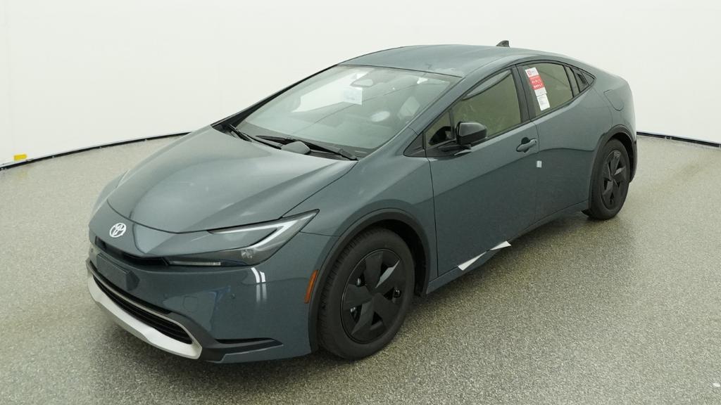 2026 Toyota Prius SE's photo