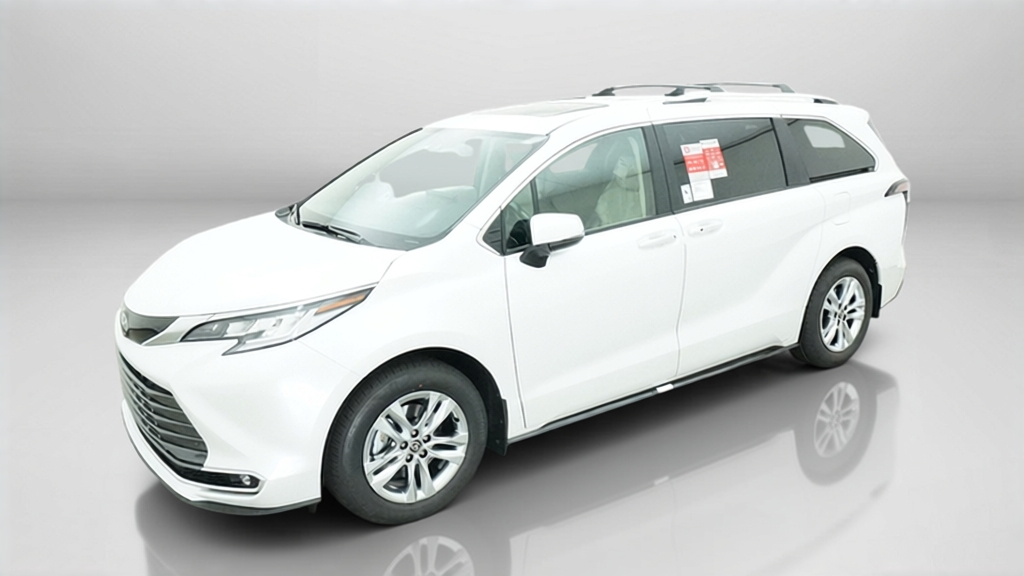 2026 Toyota Sienna Limited 7 PASSENGER