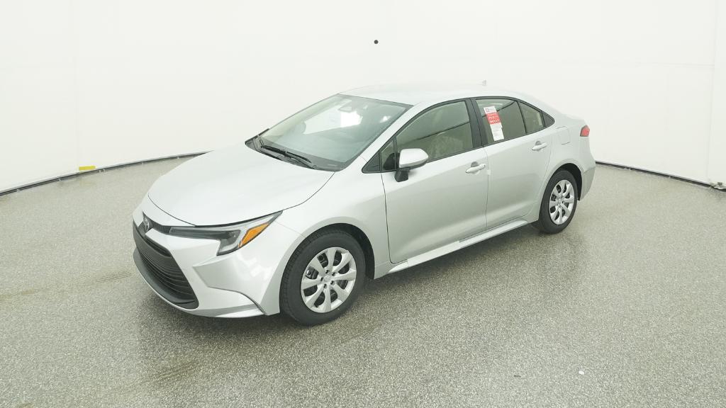 2026 Toyota Corolla LE's photo