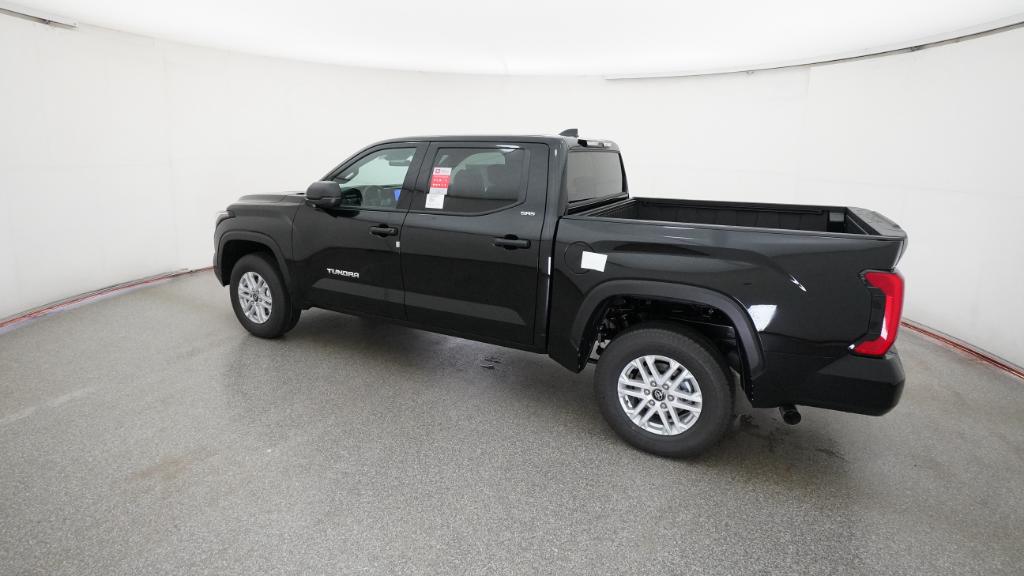 2026 Toyota Tundra SR5 CrewMax photo 3