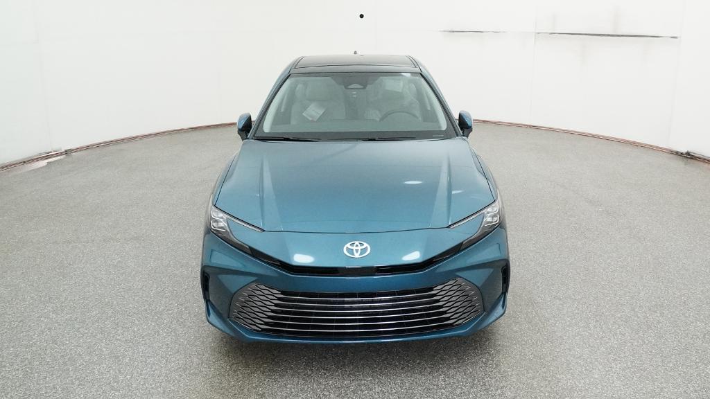 2026 Toyota Camry XLE photo 4