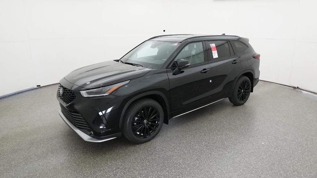 2026 Toyota Highlander XSE's photo