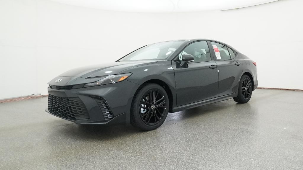 2026 Toyota Camry SE photo 4