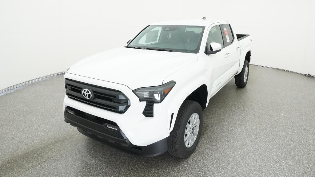 2025 Toyota Tacoma SR5 - Photo 18