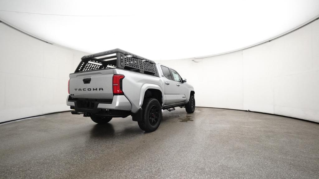 2025 Toyota Tacoma SR5 - Photo 36