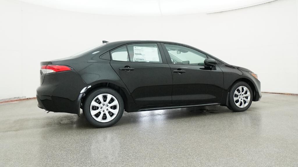Used 2025 Toyota Corolla LE Sedan