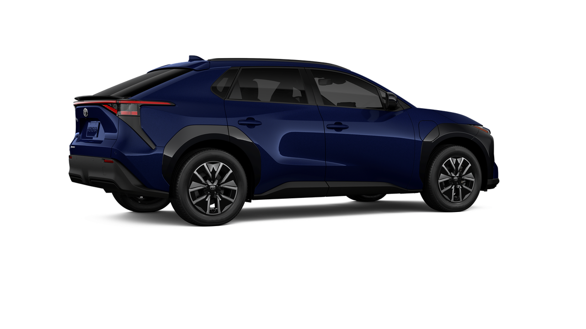 2026 Toyota bZ XLE - Photo 11