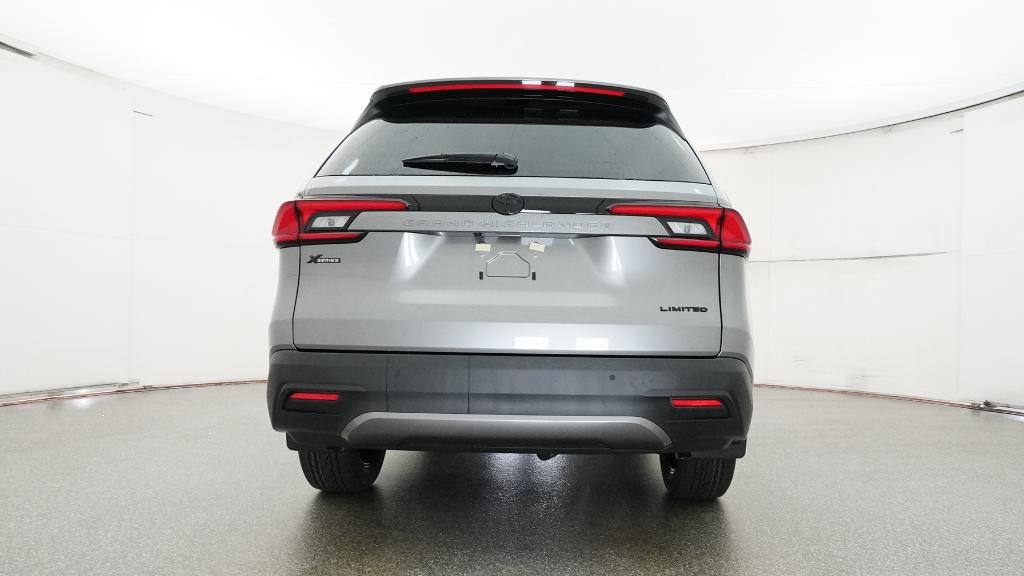 2026 Toyota Grand Highlander Limited photo 3
