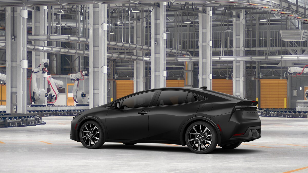 2026 Toyota Prius Plug-in Hybrid XSE Premium photo 4