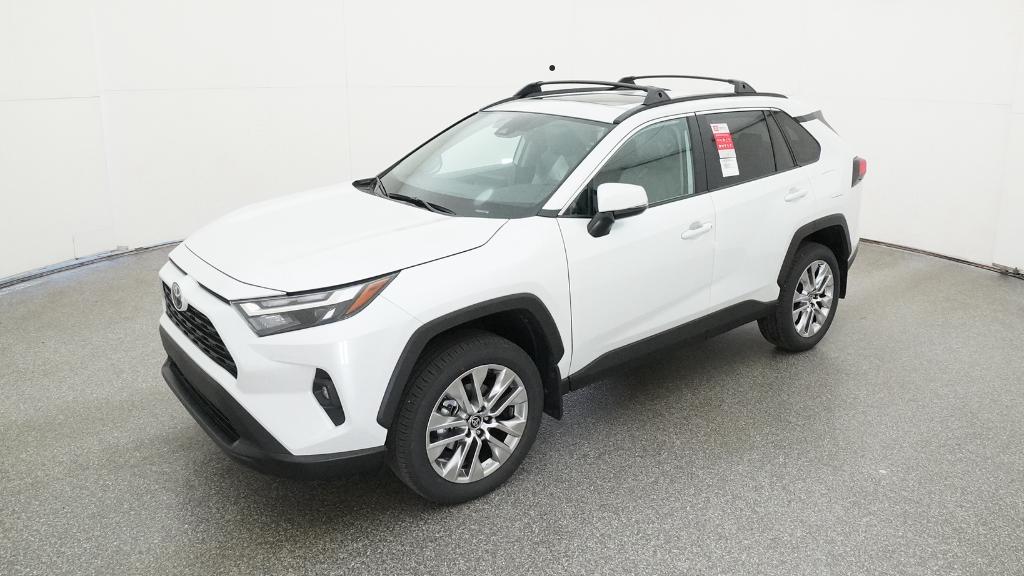 2025 Toyota RAV4 XLE Premium's photo
