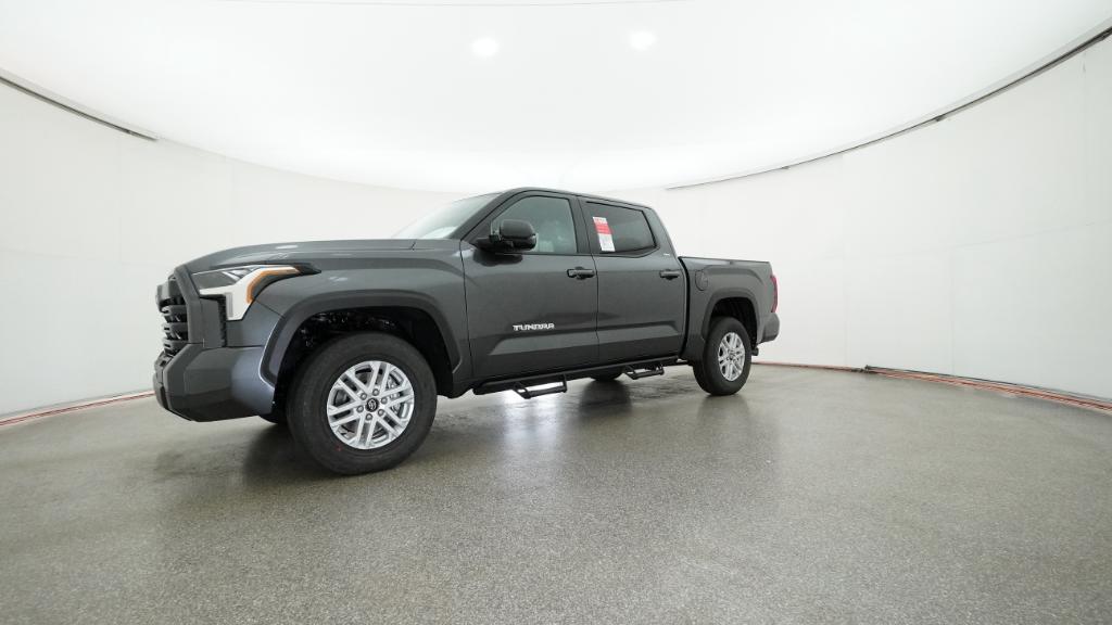 2026 Toyota Tundra SR5 - Photo 10