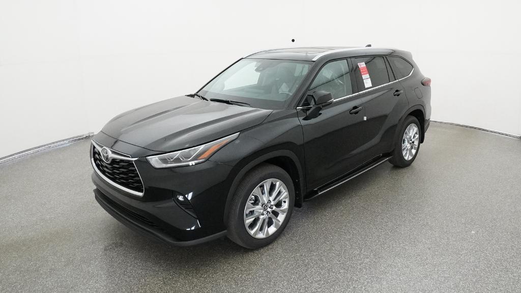 2026 Toyota Highlander Limited's photo