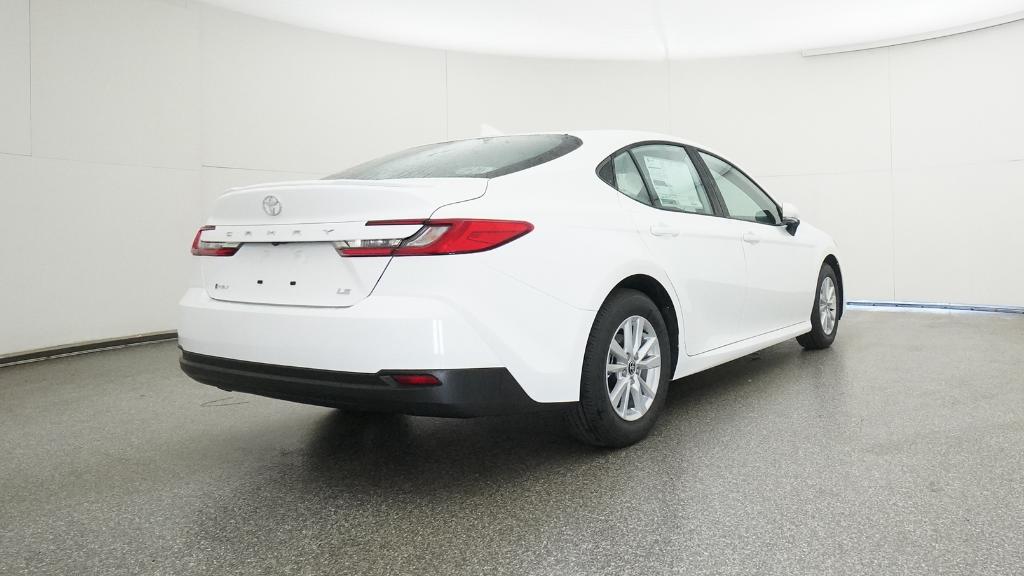 2026 Toyota Camry LE photo 2