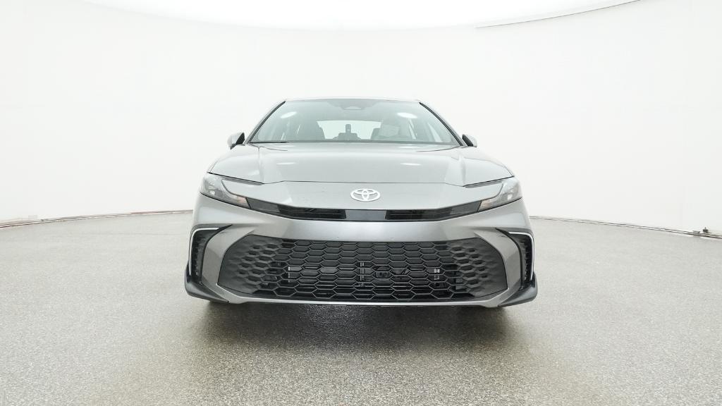 2026 Toyota Camry SE photo 3