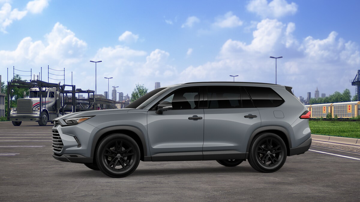 2026 Toyota Highlander Hybrid photo 3