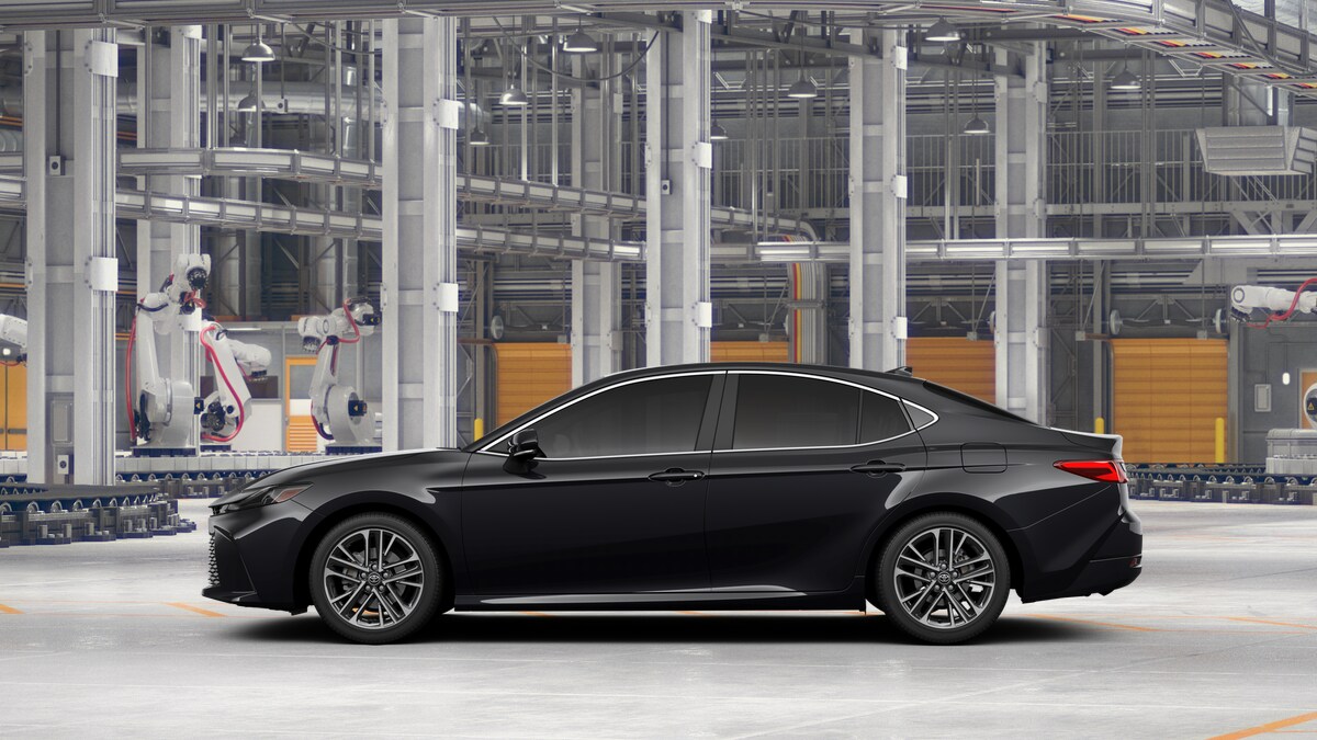 2026 Toyota Camry XLE photo 4
