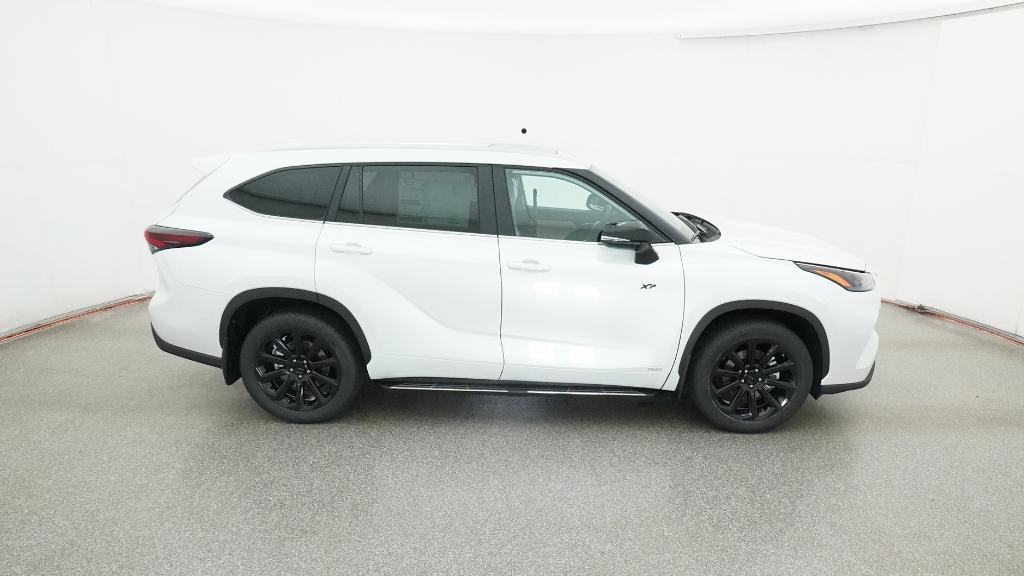 2025 Toyota Highlander Hybrid XLE photo 29