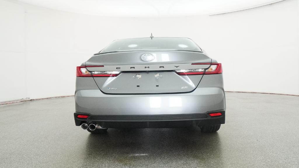 2026 Toyota Camry SE photo 3