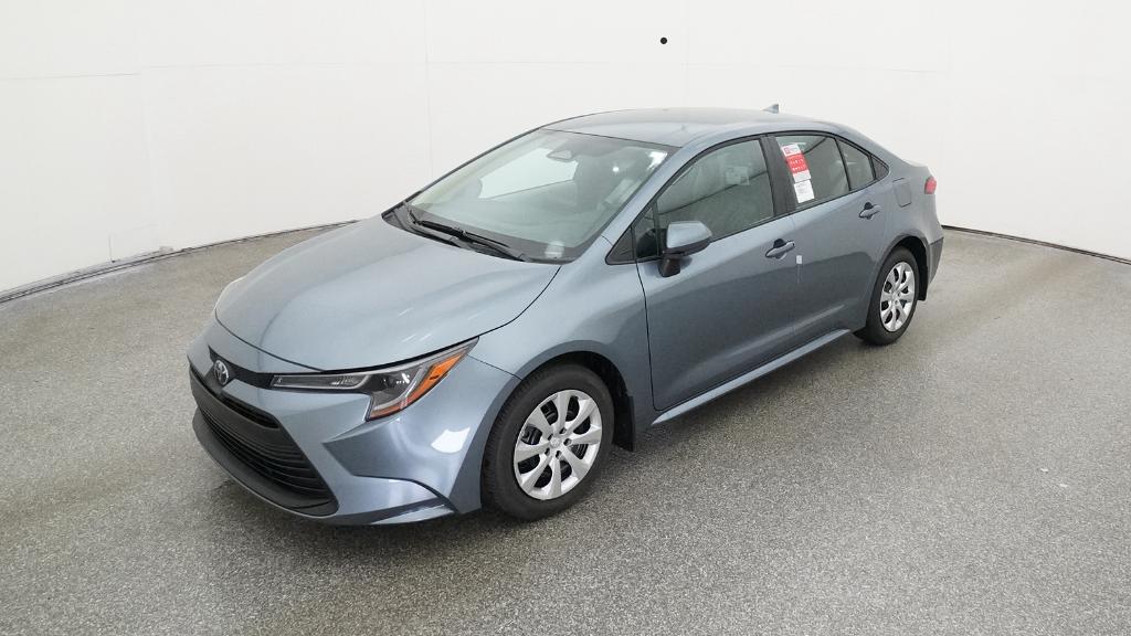 2026 Toyota Corolla LE's photo