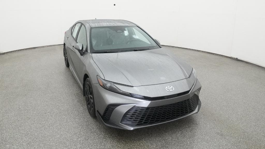 2026 Toyota Camry SE photo 3