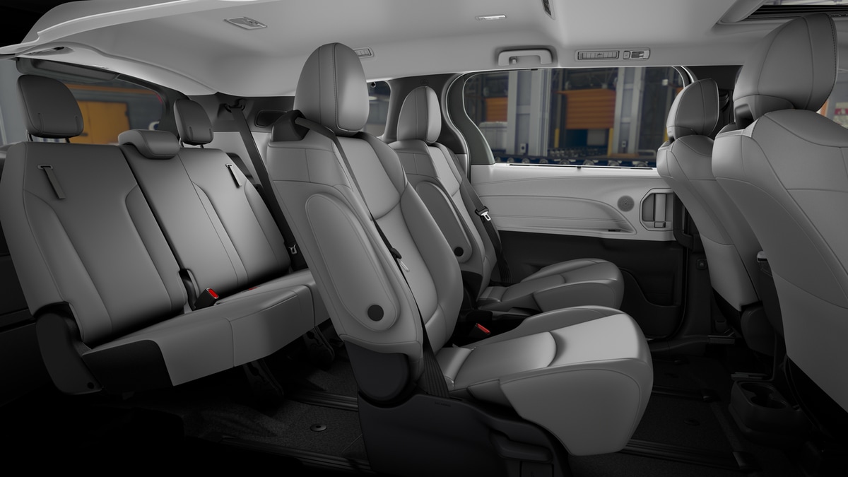 2026 Toyota Sienna XLE - Photo 21