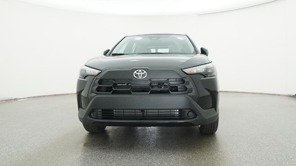 2026 Toyota Corolla Cross L photo 2