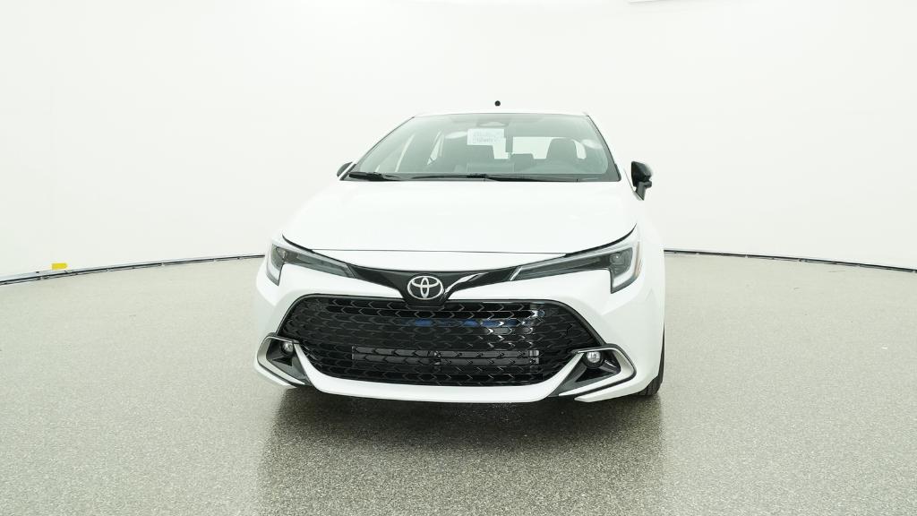 2026 Toyota Corolla XSE photo 3