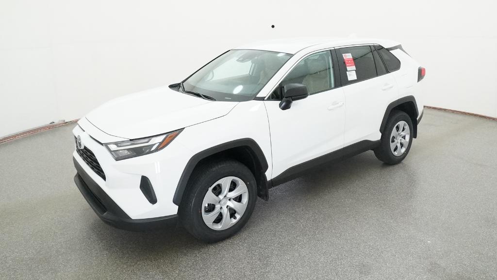 2025 Toyota RAV4 LE's photo