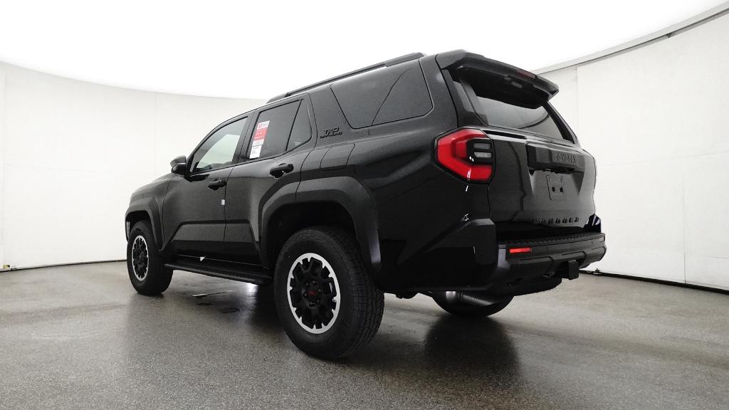 2025 Toyota 4Runner TRD Off-Road photo 3