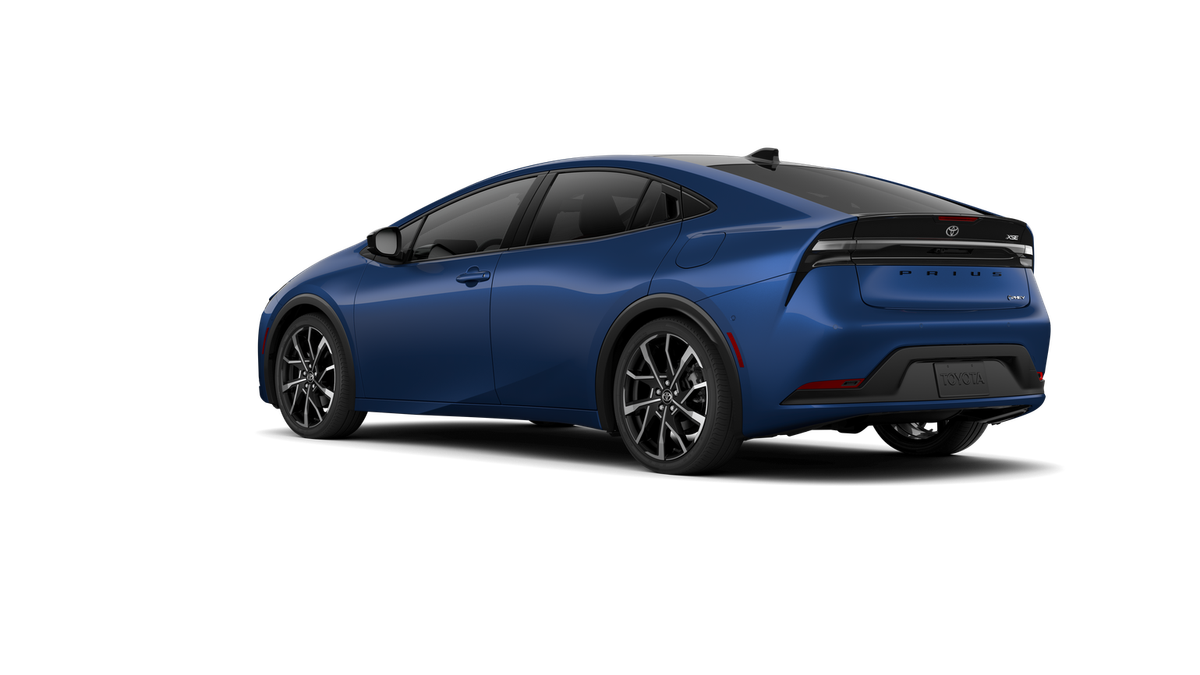2026 Toyota Prius Plug-in Hybrid XSE Premium - Photo 6