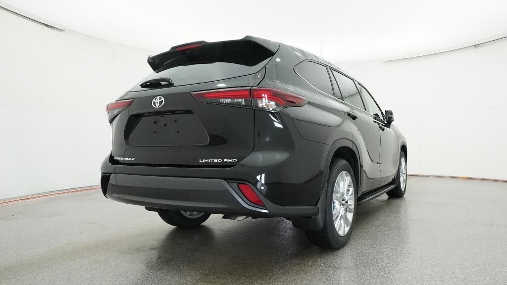New 2026 Toyota Highlander Limited LIMITED AWD
