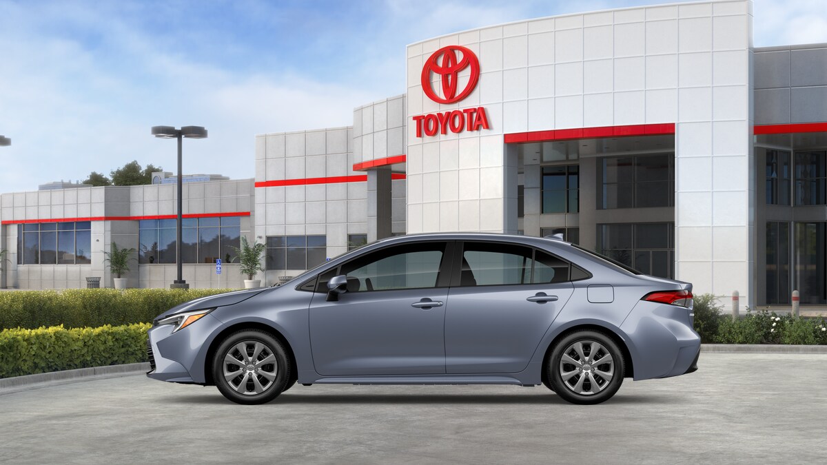 2026 Toyota Corolla Hybrid LE photo 3