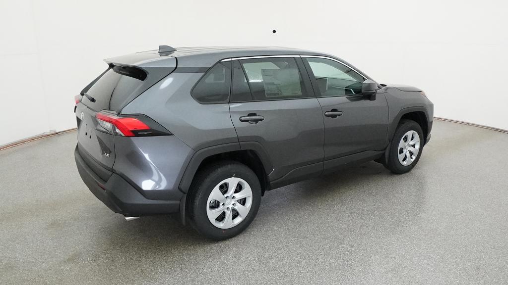 2025 Toyota RAV4 LE photo 4