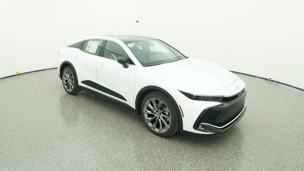 2026 Toyota Crown Limited photo 3